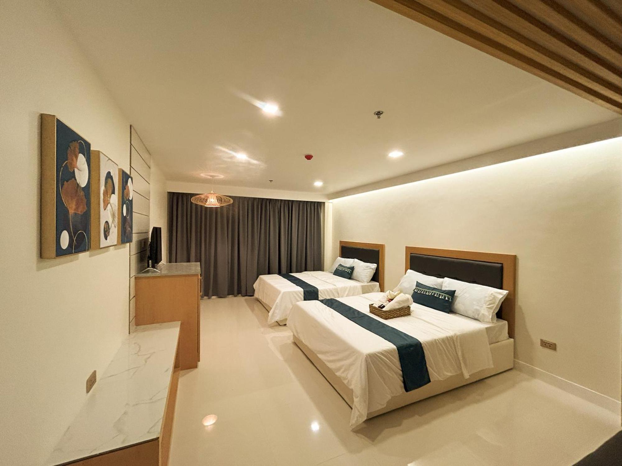 717 Residences Iloilo City Exterior foto