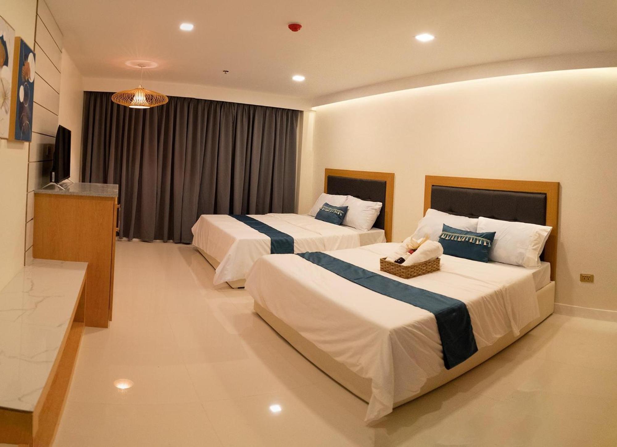 717 Residences Iloilo City Exterior foto